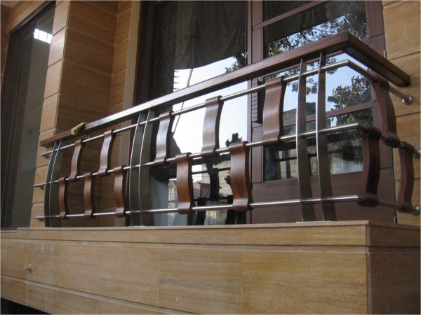 RAILING DESIGNS
