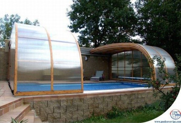 SWIMMING POOL SHED WITH SLIDING TECHNOLOGY